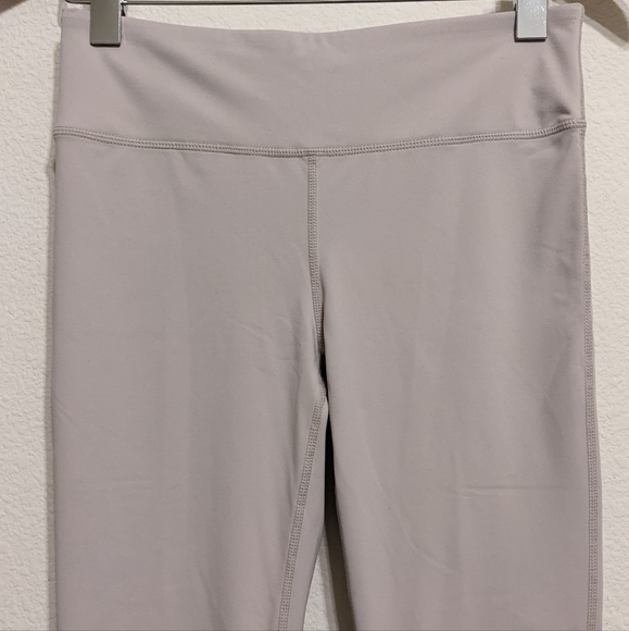 Mono B Taupe Leg Cutout Leggings Size Medium. Excellent pre-owned condition - Picture 2 of 7